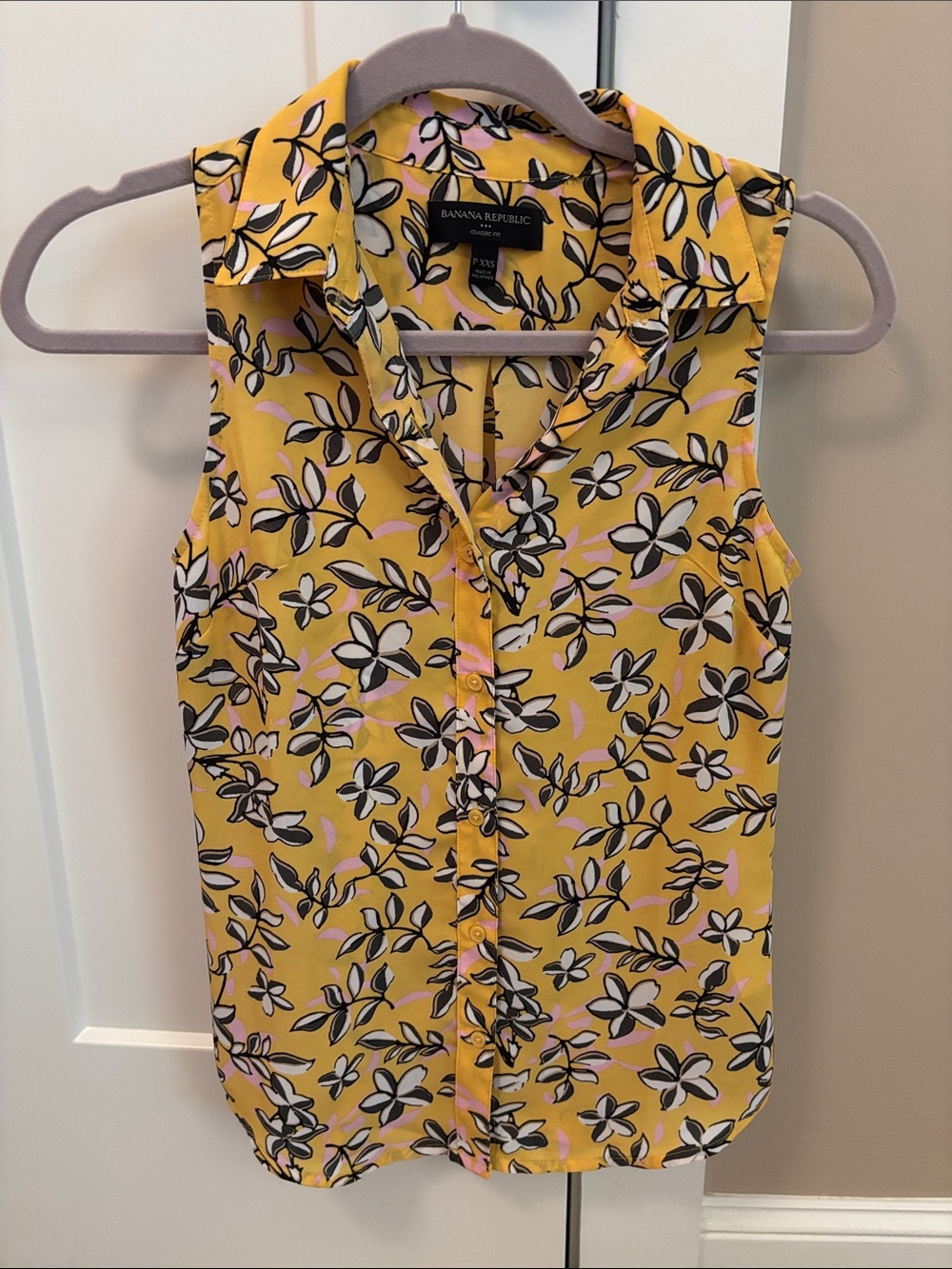 Banana Republic Factory Yellow Floral Sleeveless Button-Down Top